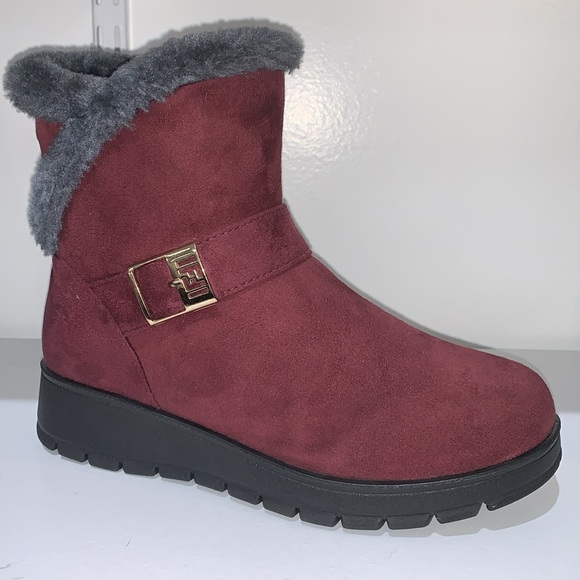 RED SUEDE FUR BOOTS - Picture 2 of 5